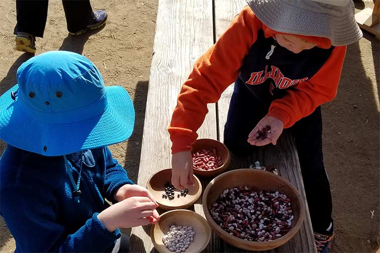 4th graders gather at Sutter's Fort